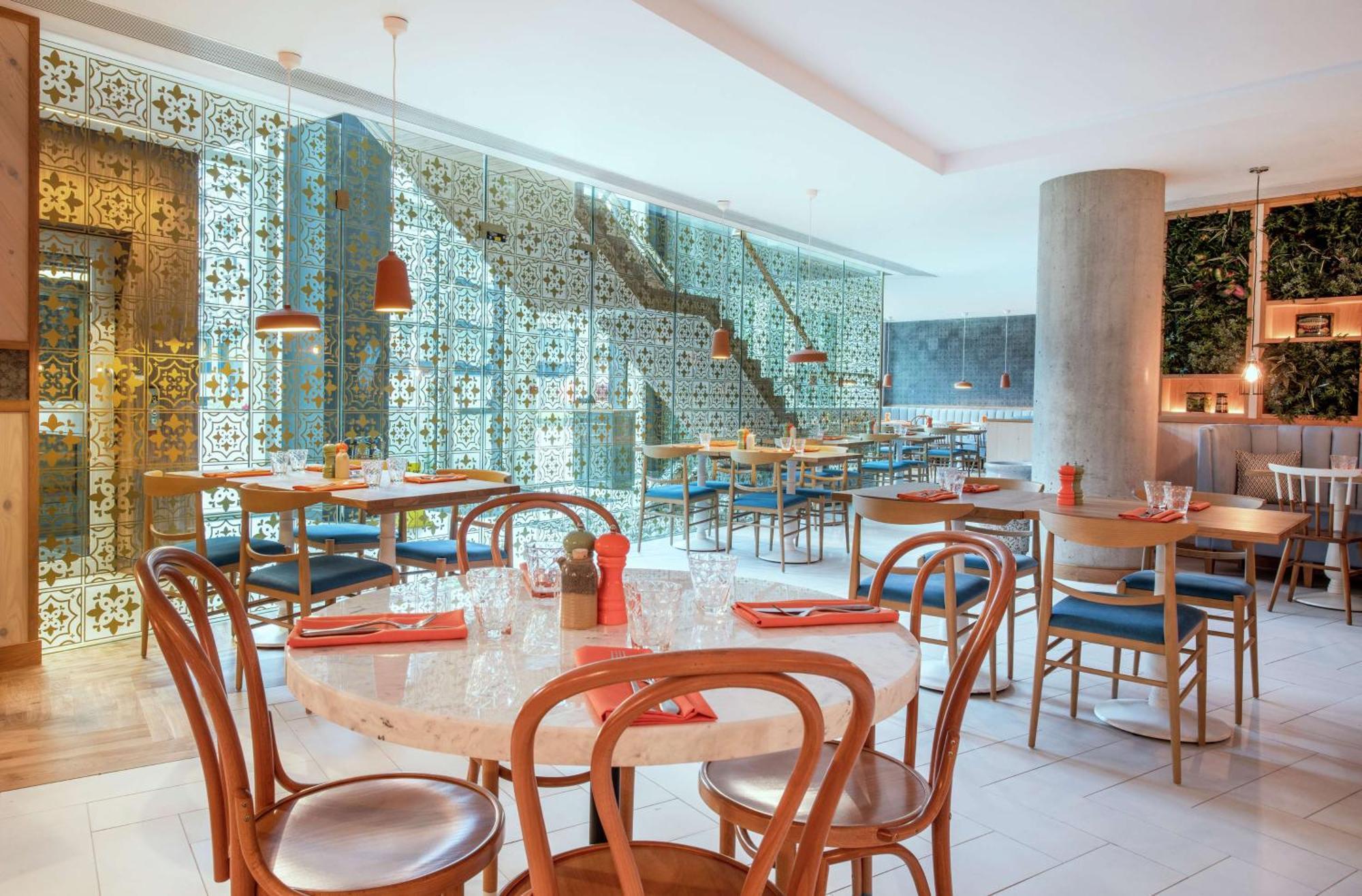 Lincoln Plaza Hotel London, Curio Collection By Hilton Exteriör bild